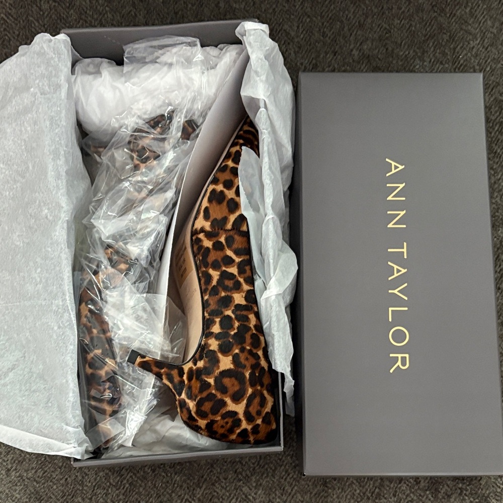 Ann Taylor Brown Leopard Print Heels 7.5